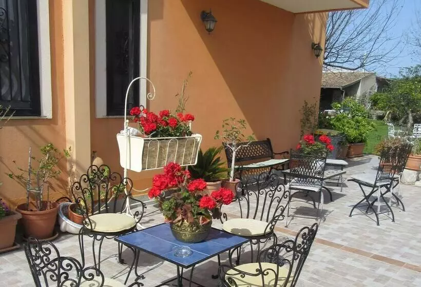 هتل B&b Villa Maria Giovanna