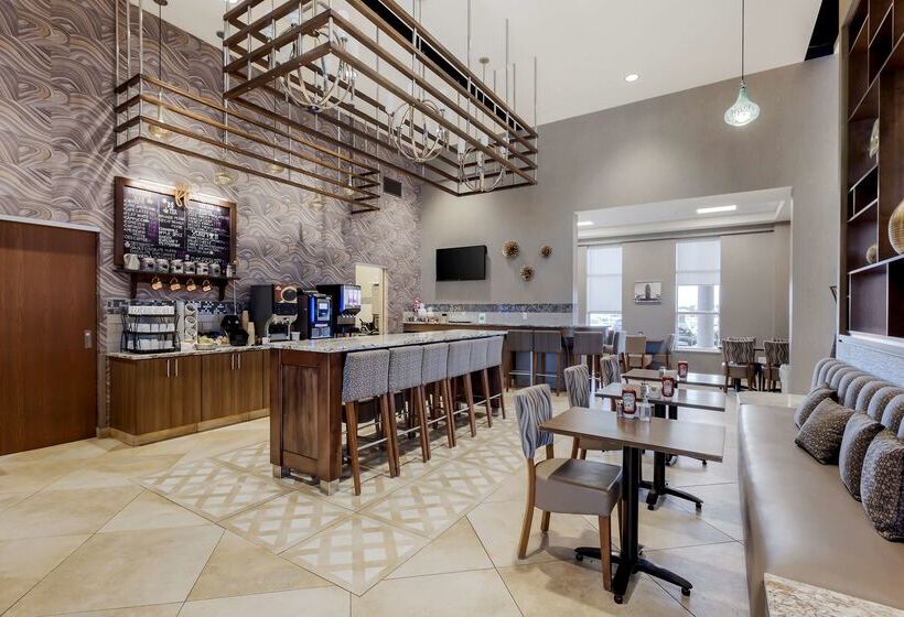 Best Western Plus St. John S Airport Hotel And Suites