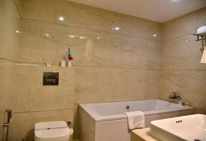 Hotelli Clarks Inn Suite Gwalior