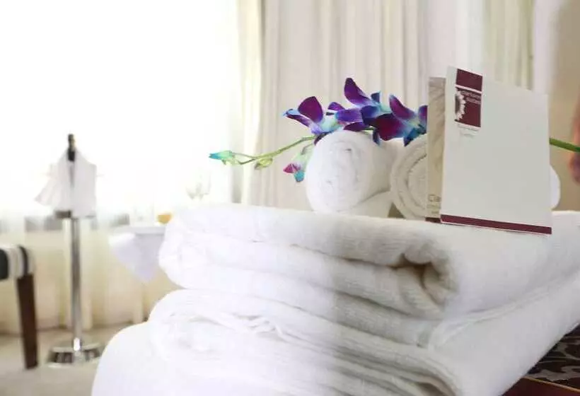 Hotelli Clarks Inn Suite Gwalior