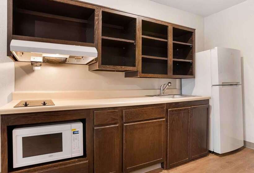 هتل Extended Stay America Suites New Orleans Airport I10