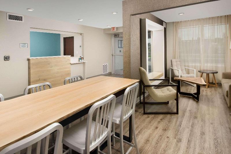 هتل Extended Stay America Suites New Orleans Airport I10