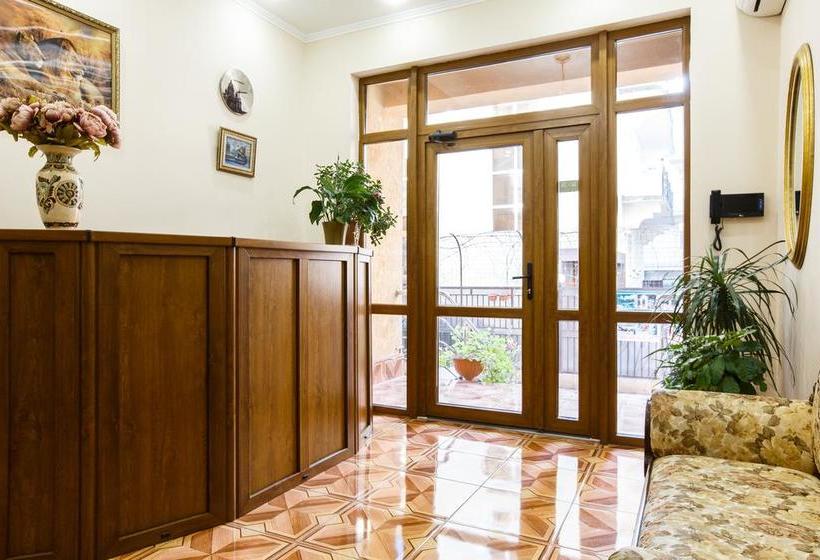 فندق Barin House