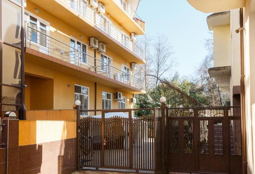 فندق Barin House