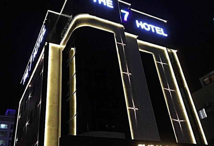 בית מלון כפרי Pohang Jukdo Market The Seven