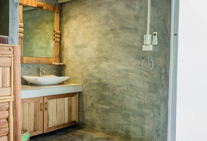 فندق Riverpool Resort