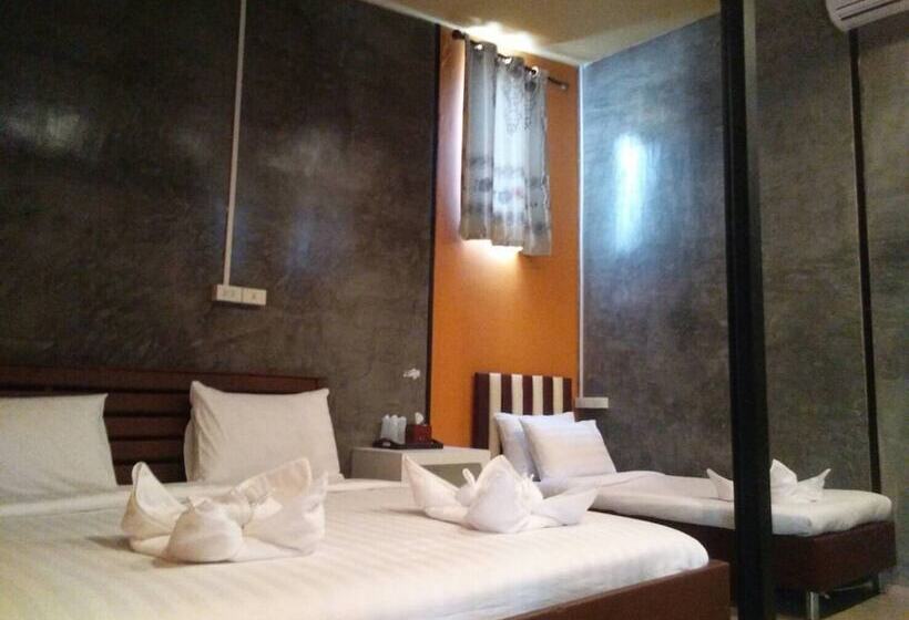 فندق Riverpool Resort