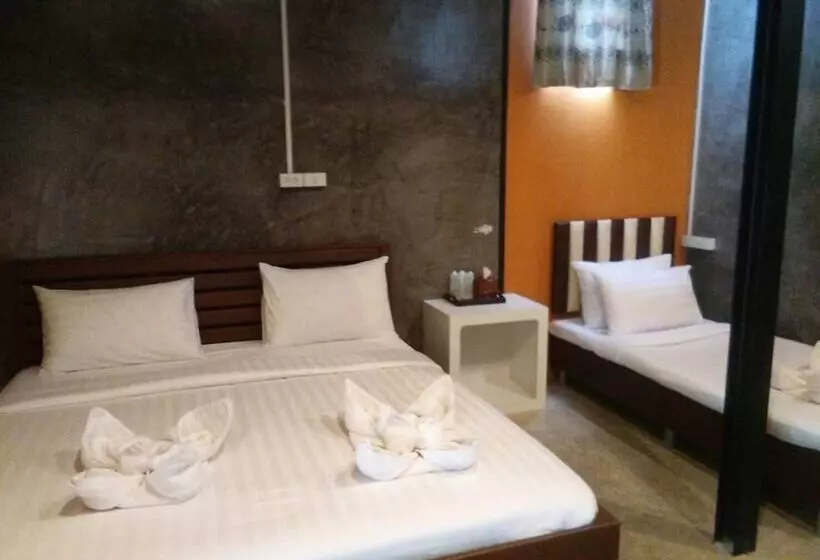 هتل Riverpool Resort