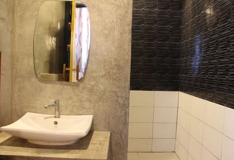 فندق Riverpool Resort