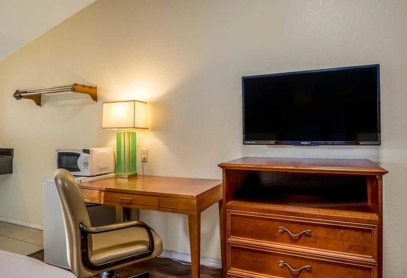 호텔 Rodeway Inn Oakley