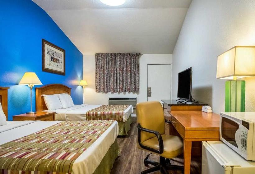호텔 Rodeway Inn Oakley