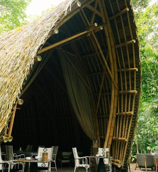 هتل Sundy Praia Lodge