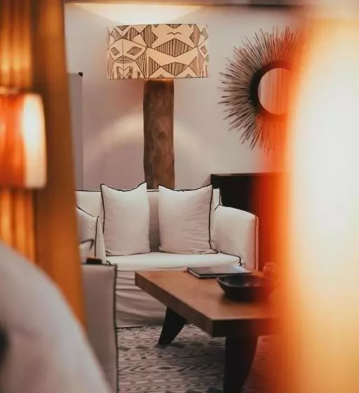 هتل Sundy Praia Lodge