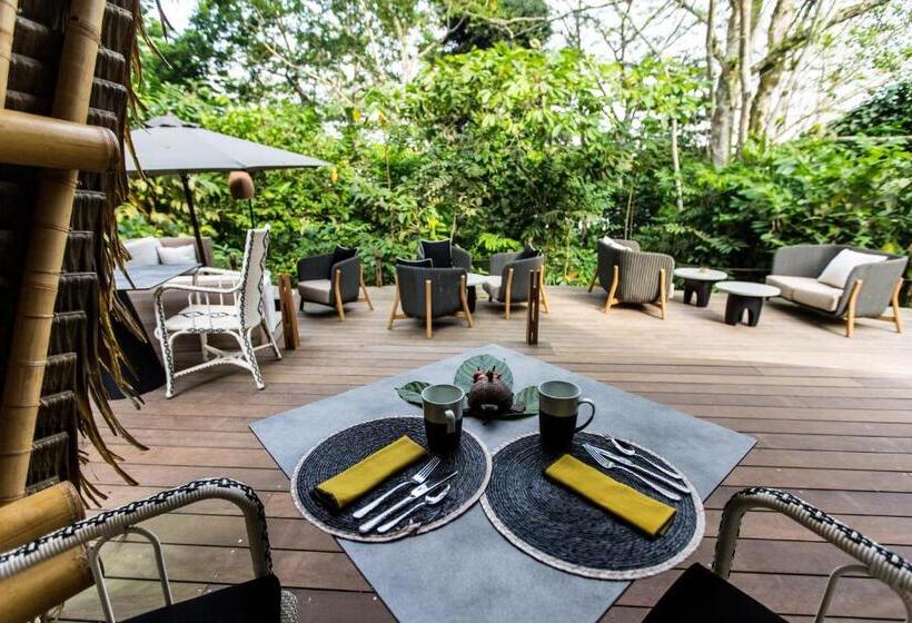 هتل Sundy Praia Lodge