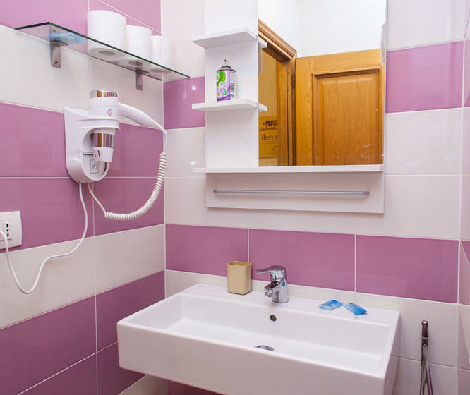 La Bilaia " Rooms On The Hills & Breakfast At Local Bars"  Servizio Camere In Collina Con Colazione