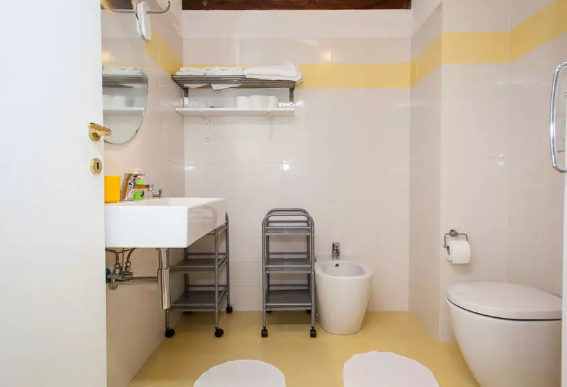 La Bilaia " Rooms On The Hills & Breakfast At Local Bars"  Servizio Camere In Collina Con Colazione