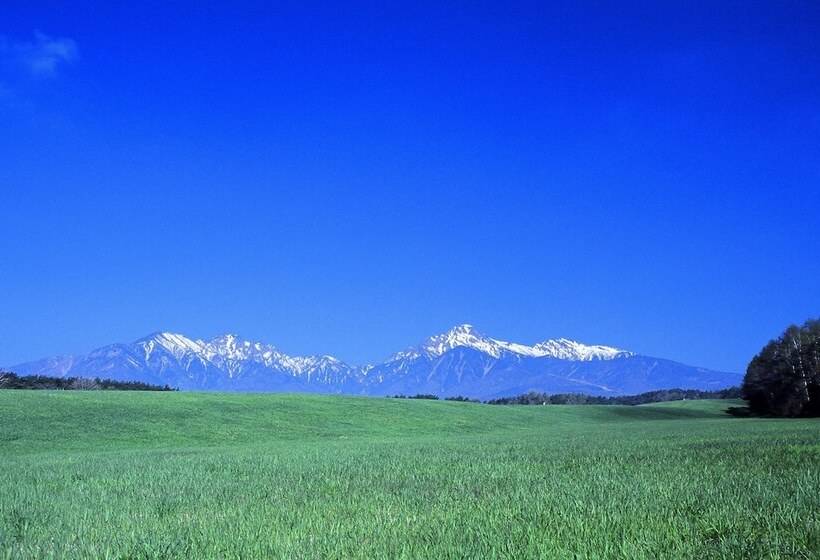 פנסיון Blue In Green