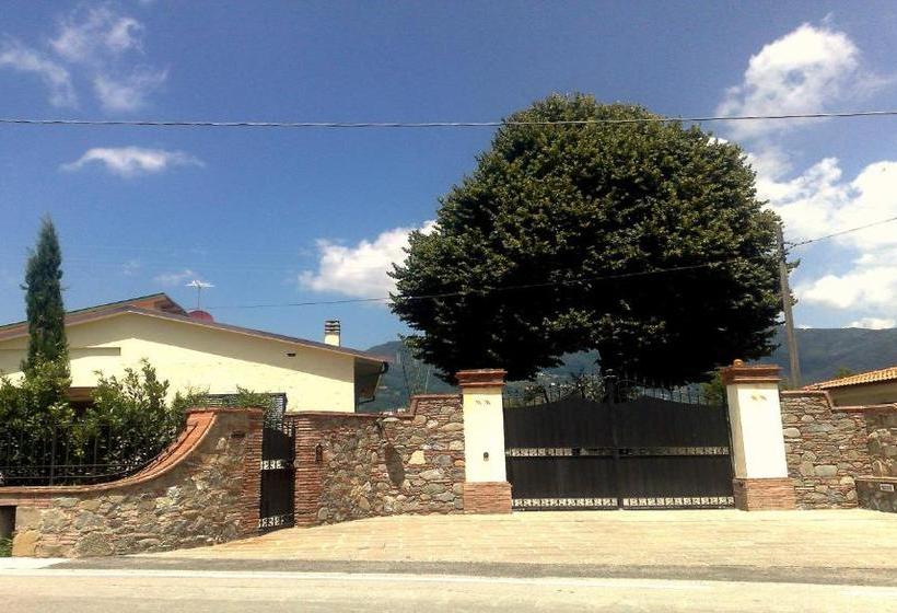 Villa In Lucca