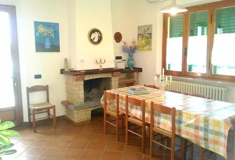 Villa In Lucca