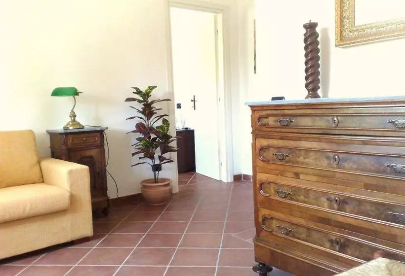 Villa In Lucca