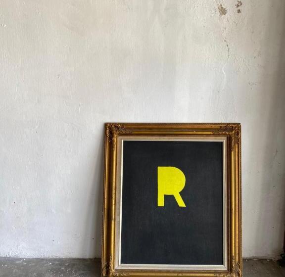 The Frame Guesthouse   Hostel