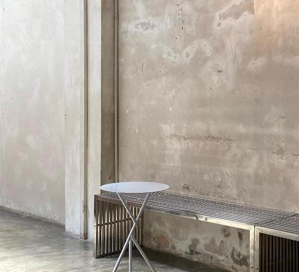 The Frame Guesthouse   Hostel