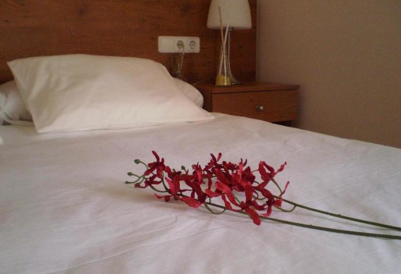 בית מלון כפרי Archs  Rural