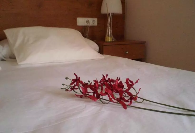 Hotelli Archs  Rural