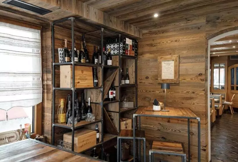 ホテル Al Bivio   Pizzeria, Pool & Sauna