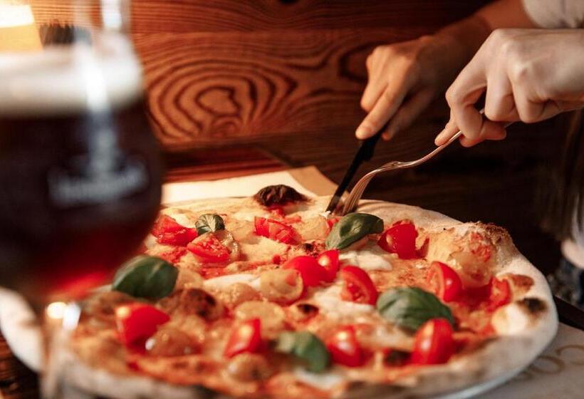 호텔 Al Bivio Pizzeria, Pool & Sauna