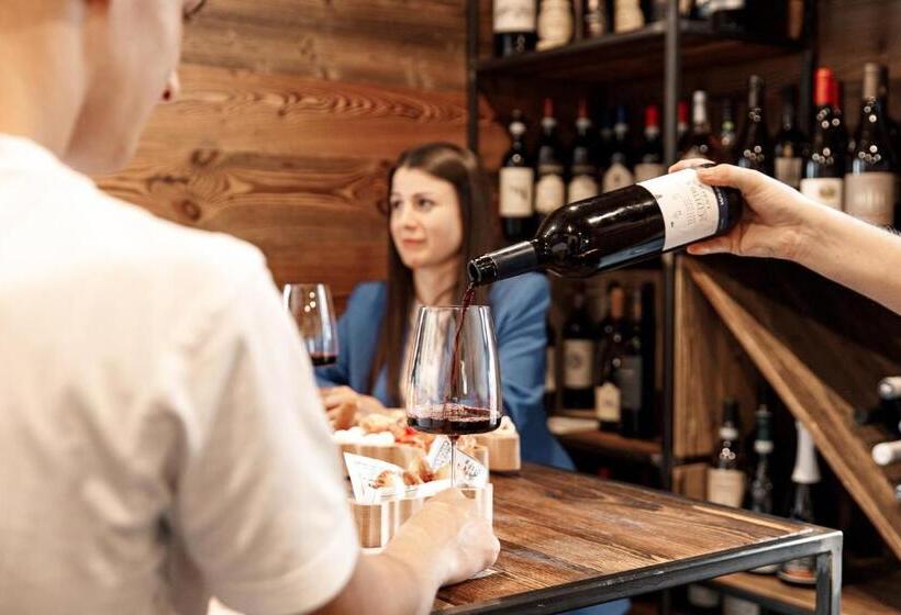 호텔 Al Bivio Pizzeria, Pool & Sauna