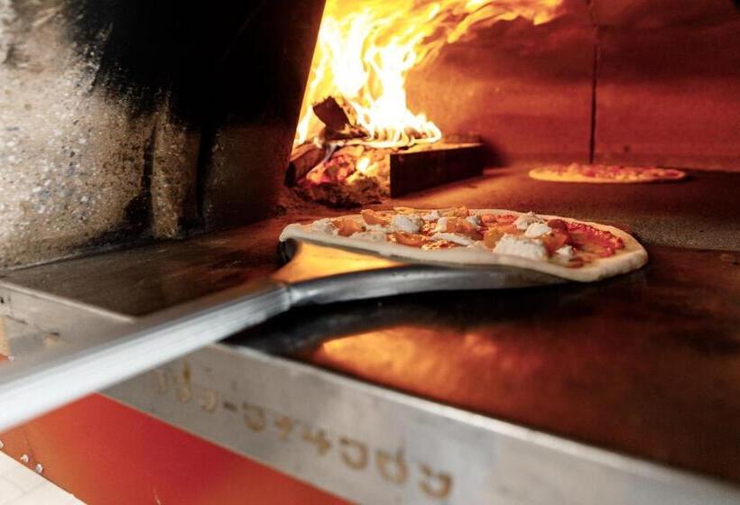 호텔 Al Bivio Pizzeria, Pool & Sauna