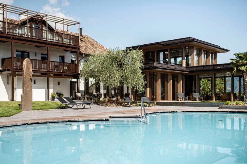 هتل Ansitz Rungghof