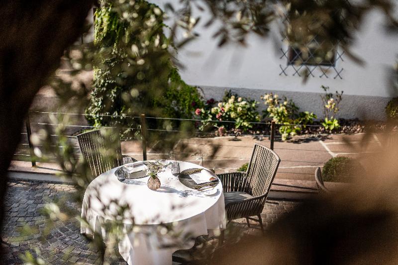 هتل Ansitz Rungghof