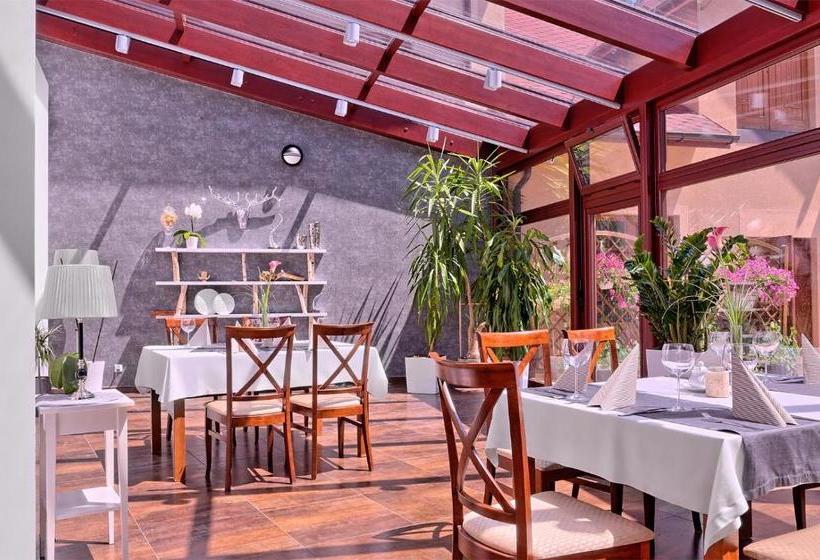 Centuria Hotel & Natural Spa