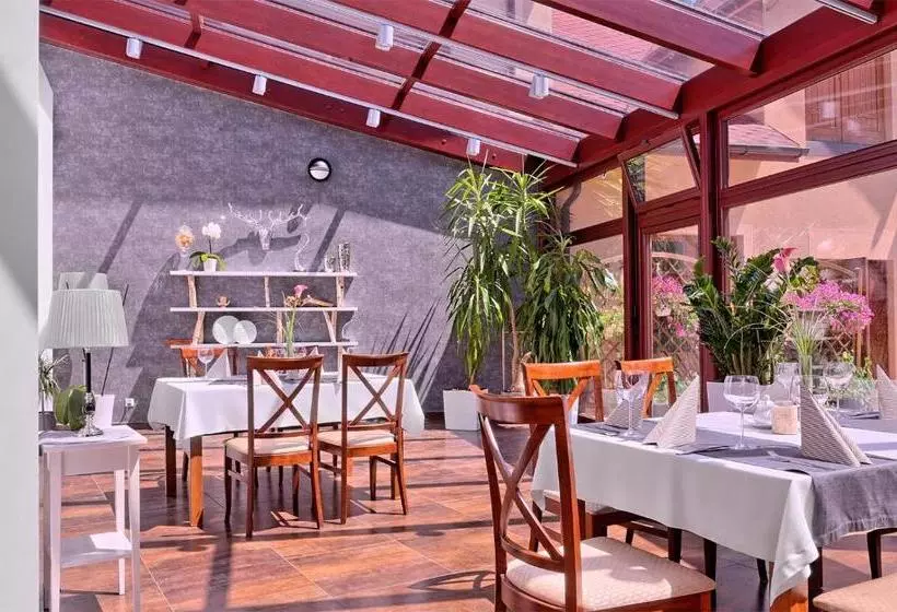 Centuria Hotel & Natural Spa