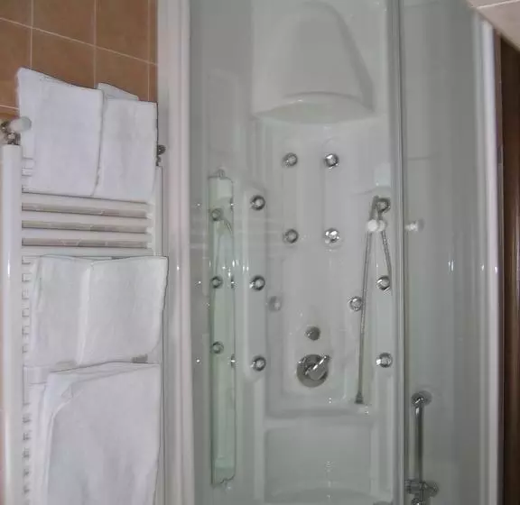 Hotelli Chiar Di Luna