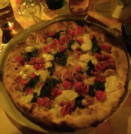 Отель Chiar Di Luna