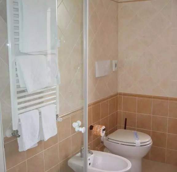 Hotelli Chiar Di Luna