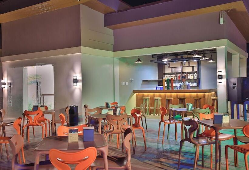 בית מלון כפרי Coron Soleil Express