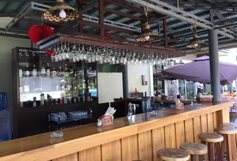 בית מלון כפרי Coron Soleil Express