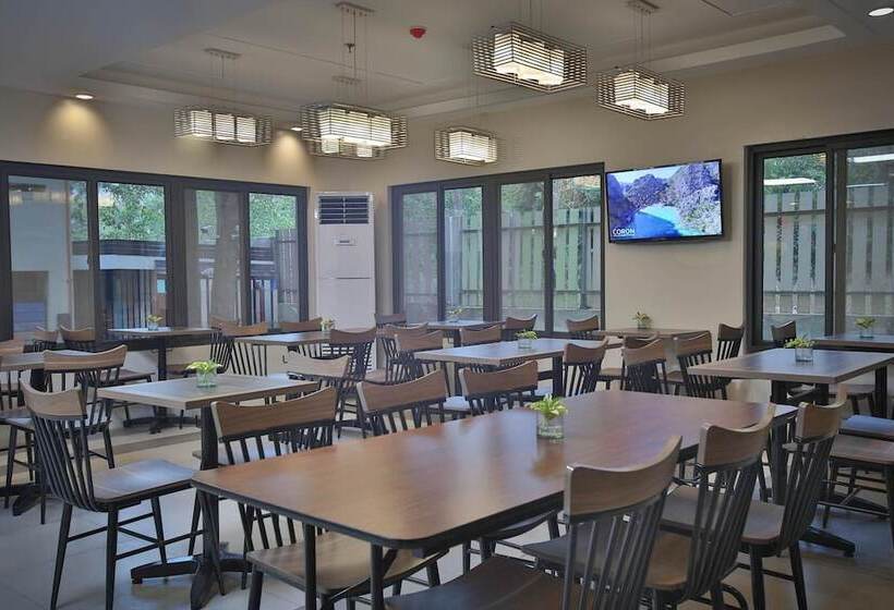 בית מלון כפרי Coron Soleil Express