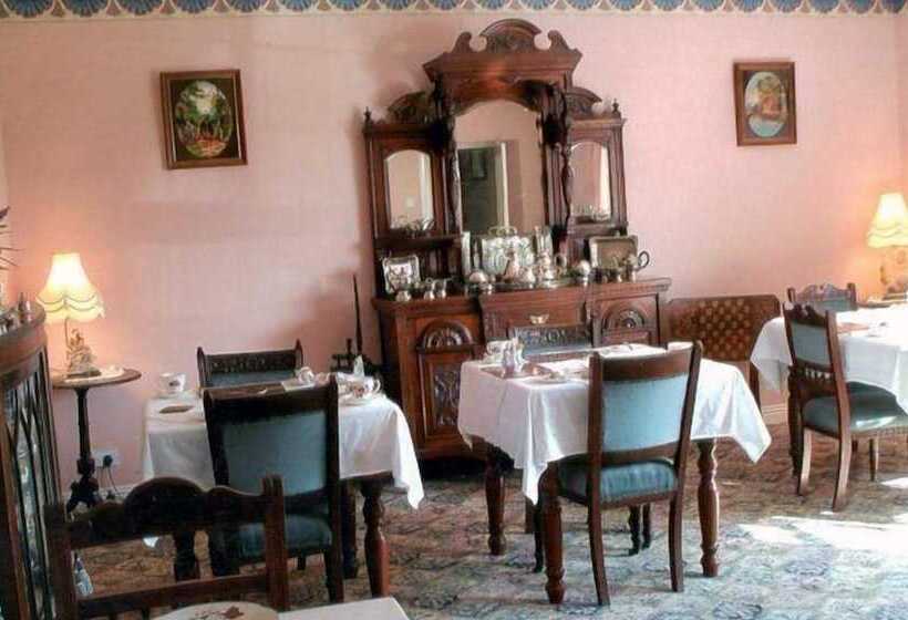 فندق Grove Farm House B&b