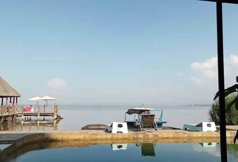 هتل Impala Ecolodge