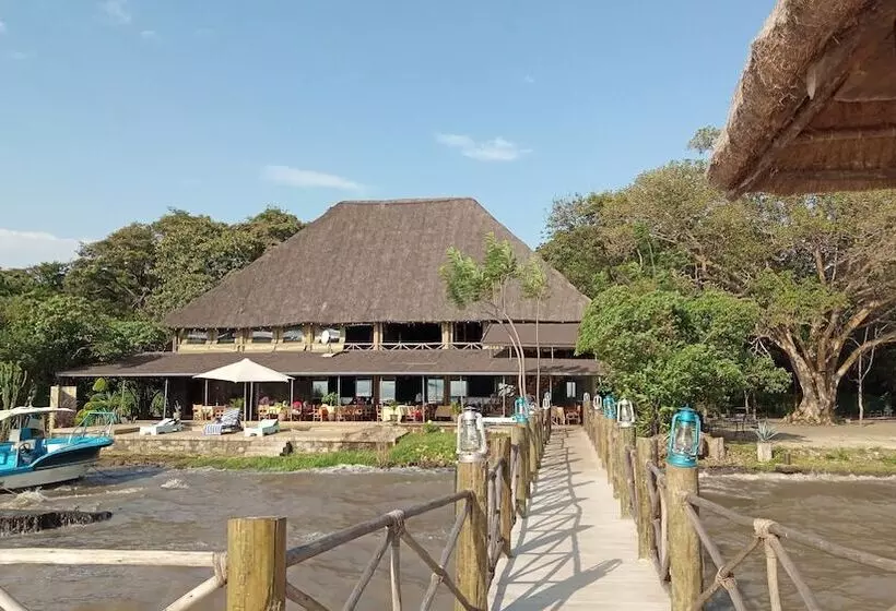هتل Impala Ecolodge