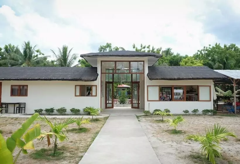 ホテル La Playa Estrella Beach Resort