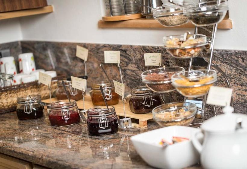 Отель Landgasthof Lärchenwald