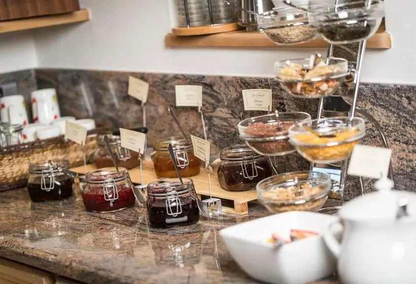 ホテル Landgasthof Lärchenwald