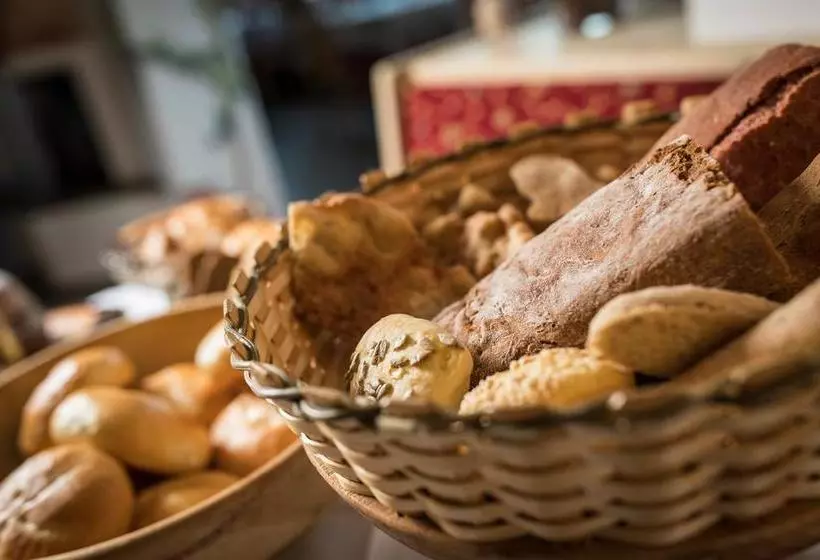 ホテル Landgasthof Lärchenwald