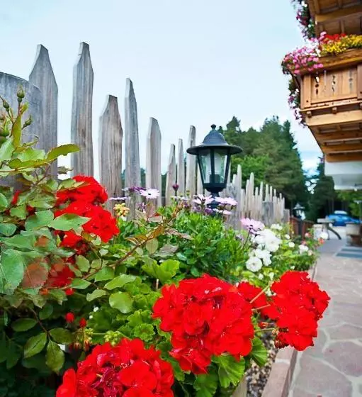 ホテル Landgasthof Lärchenwald